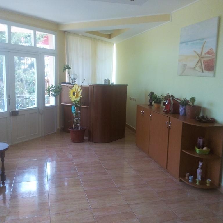 ホテル Casa Dalena コスティネシュティ エクステリア 写真