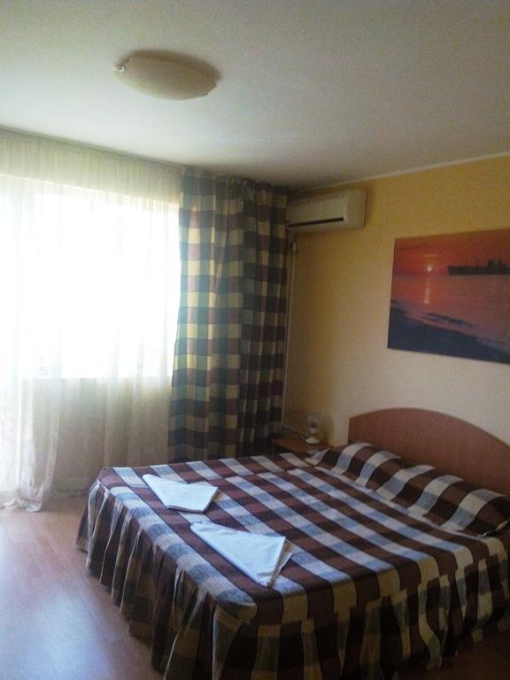 ホテル Casa Dalena コスティネシュティ エクステリア 写真