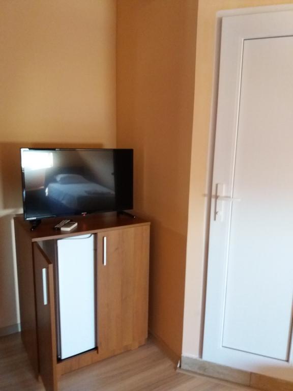 ホテル Casa Dalena コスティネシュティ エクステリア 写真