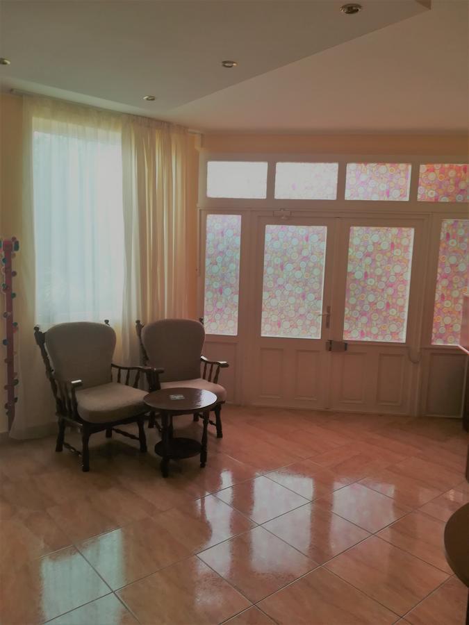 ホテル Casa Dalena コスティネシュティ エクステリア 写真